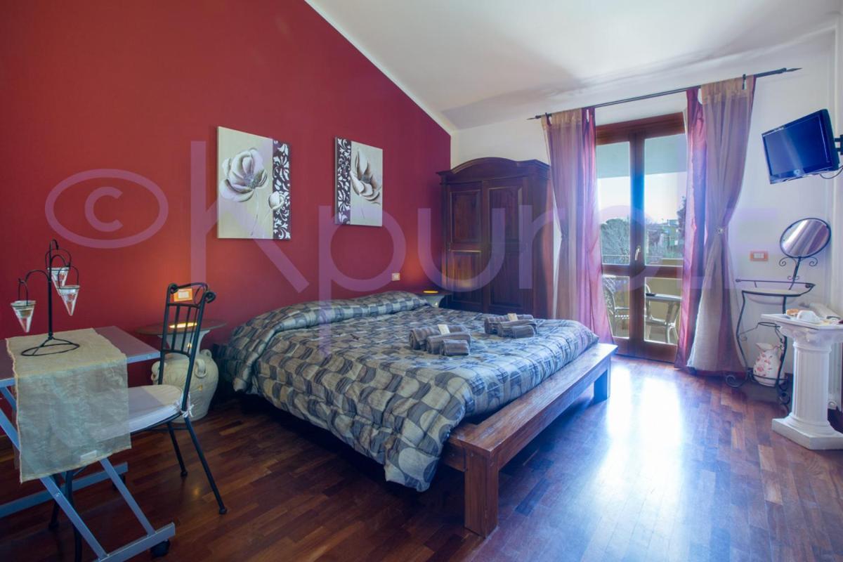 Hotel Le Api à Cagliari Extérieur photo