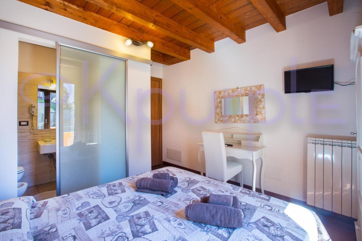 Hotel Le Api à Cagliari Extérieur photo