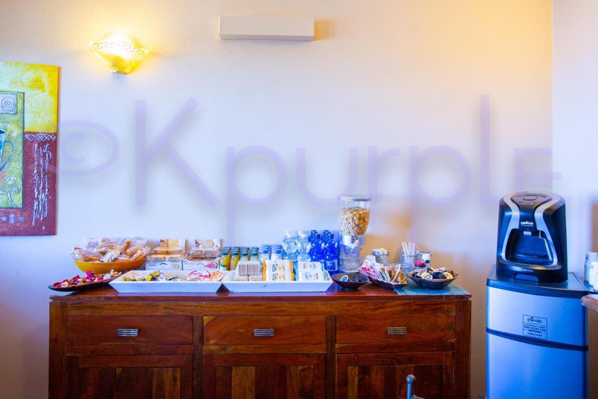 Hotel Le Api à Cagliari Extérieur photo
